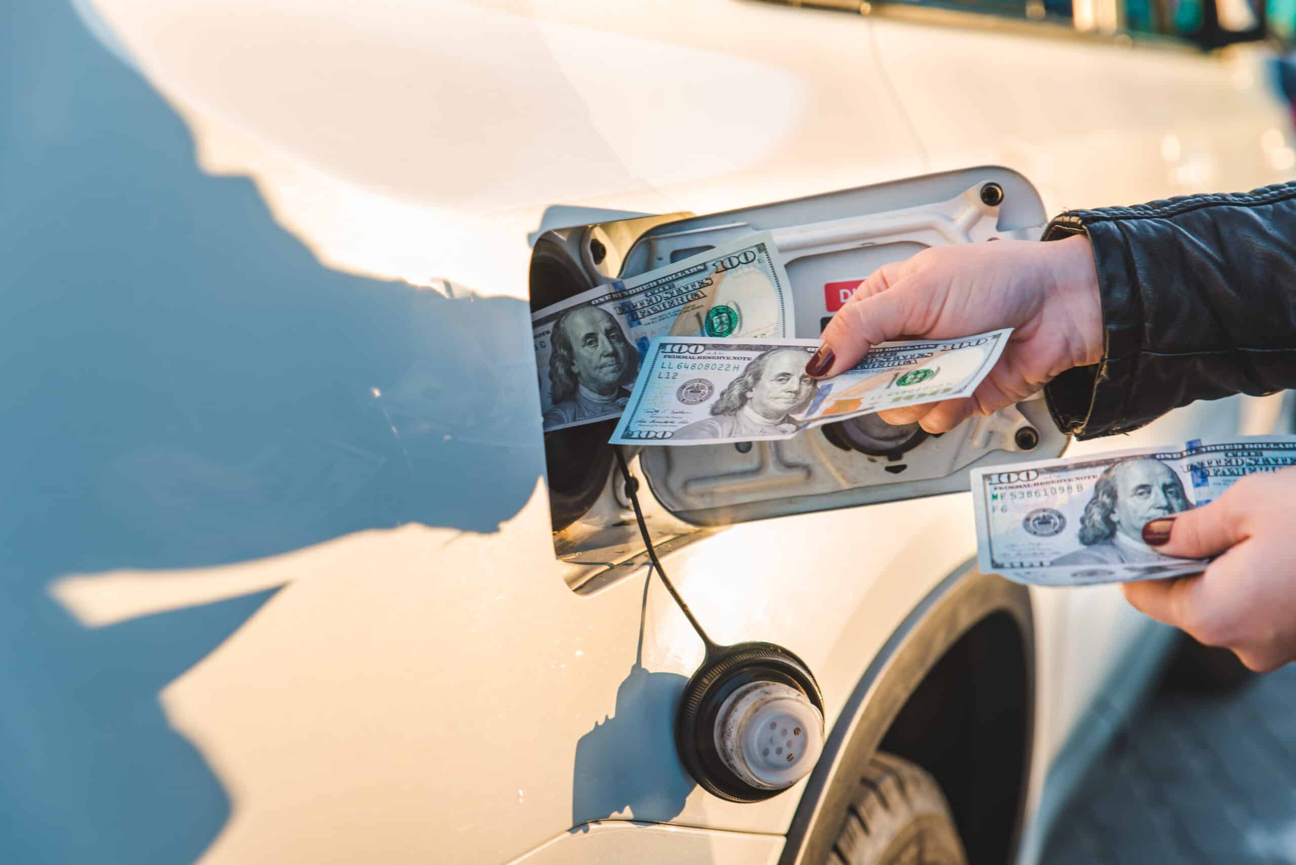 7 Ways to Save Money on Gas by Improving Your Car’s Efficiency