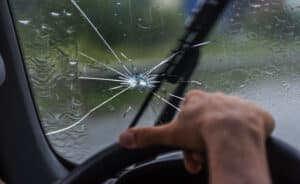 3 Factors That Can Crack a Windshield